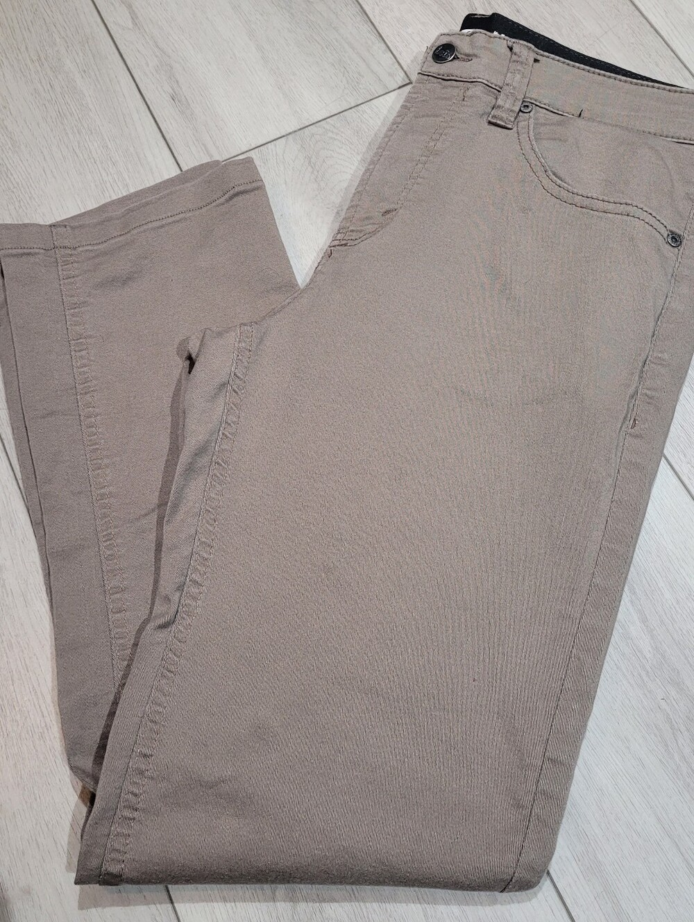 Lois Men's Straight Leg Stretch 5-Pocket Denim Jeans 34 Taupe Smart Casual